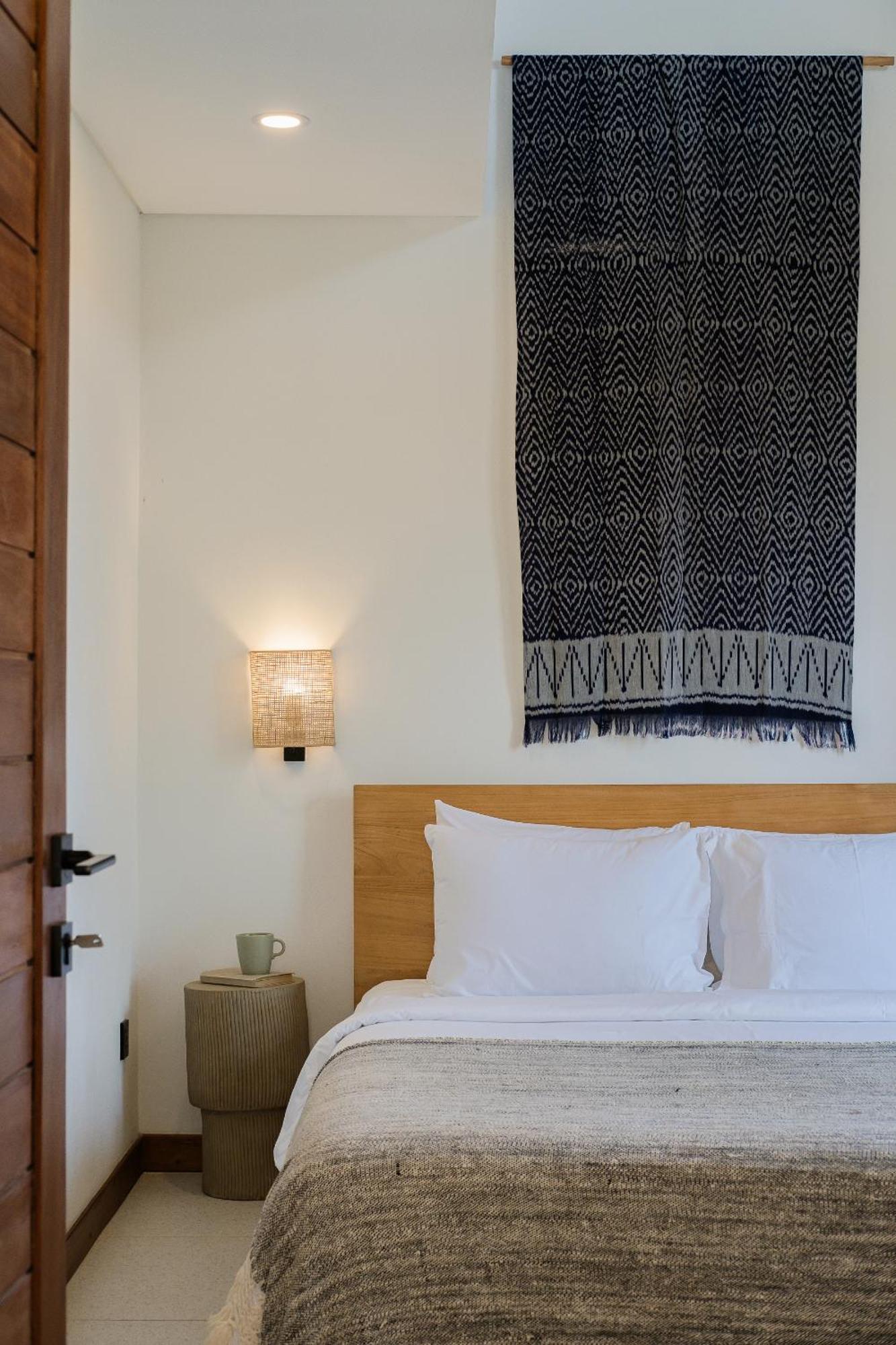 Treetop 1 - Spacious 3-bdr W Master Loft & Ocean Views Pecatu (Bali)
