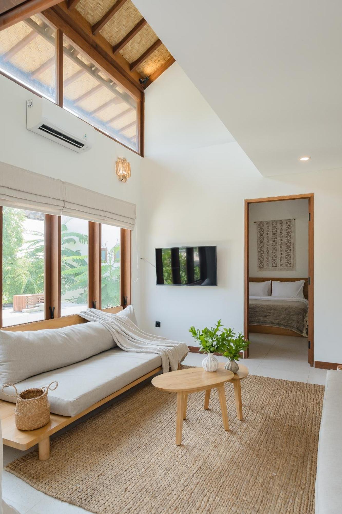 Villa Treetop 1 - Spacious 3-bdr W Master Loft & Ocean Views