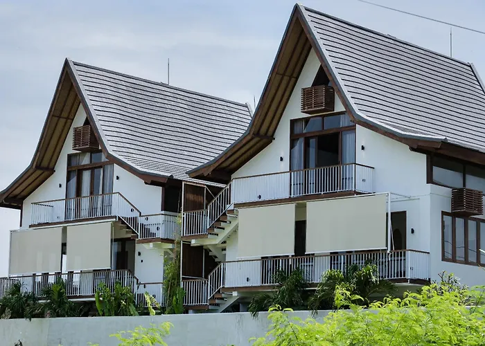 Treetop 1 - Spacious 3-Bdr Villa W Master Loft & Ocean Views